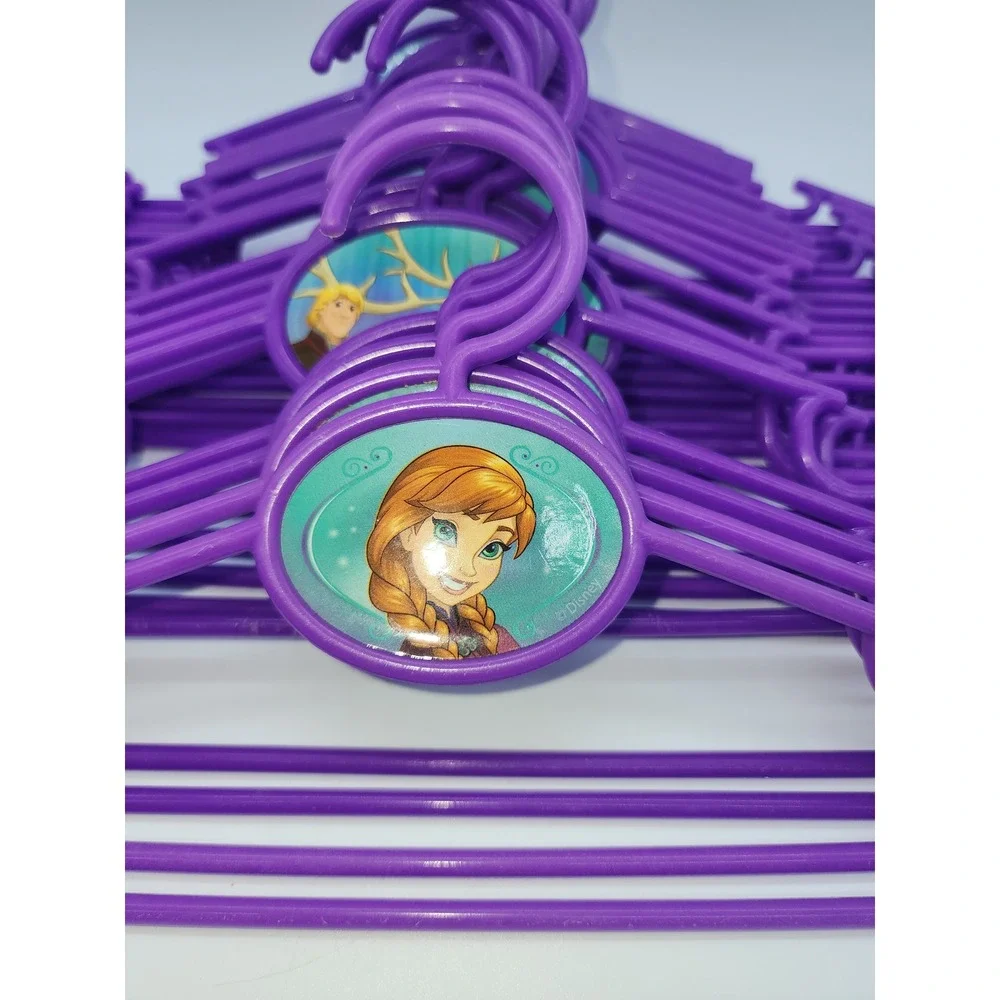 Disney Frozen Purple Plastic Kids Hangers Lot of 23 Elsa Anna Kristoff Sven